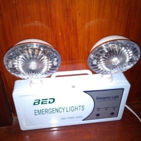 Đèn chiếu sáng sự cố AED-TQ